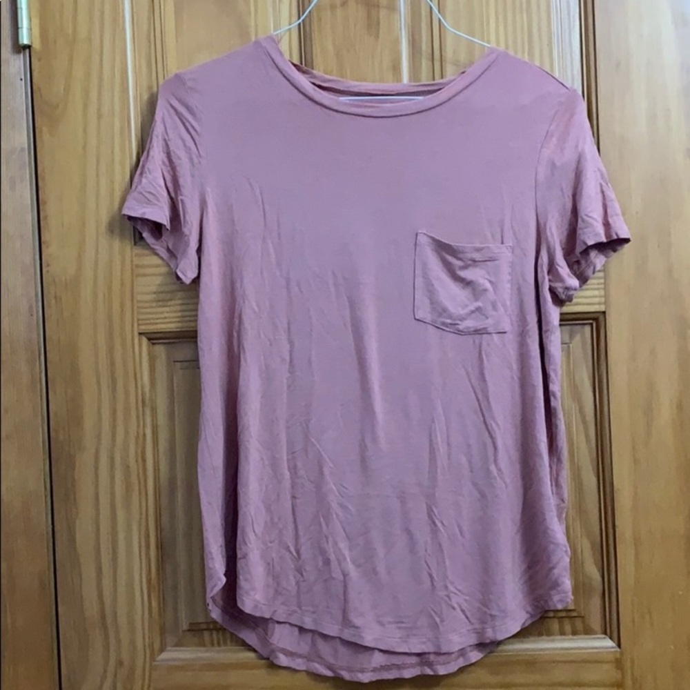 ❤️Free with purchase if bundled ❤️ American Eagle Soft & Sexy T-shirt